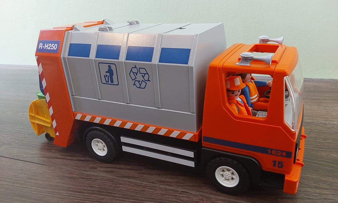 Playmobil city action vuilniswagen voor de leeftijd van 4-10 jaar.
