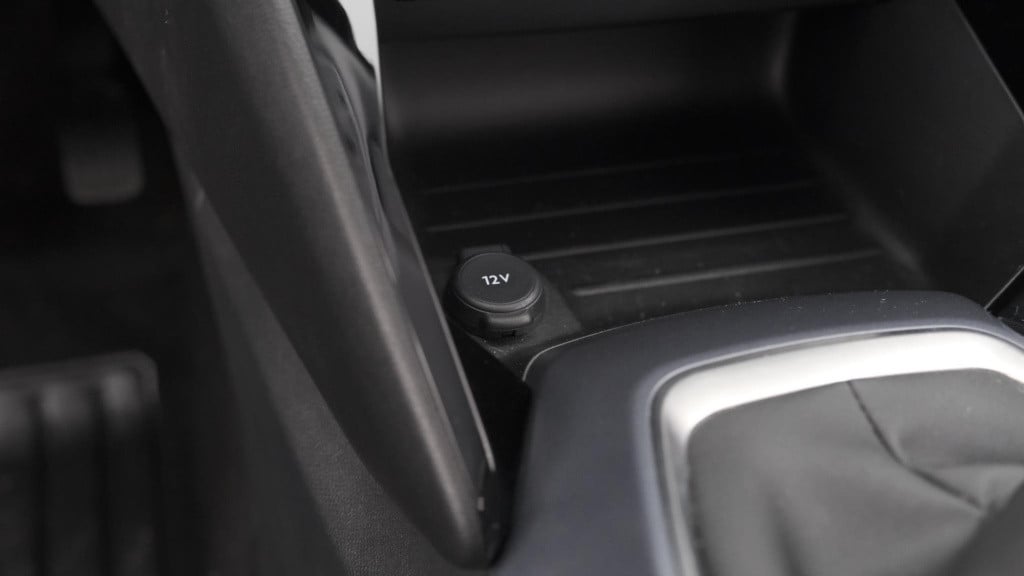 Peugeot 2008 puretech 130 allure | trekhaak | camera | apple carplay | stoe