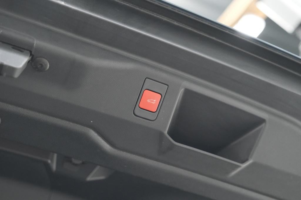 Peugeot 5008 1.2 hybrid 145 gt 7p | adaptieve cruise control | camera | ele