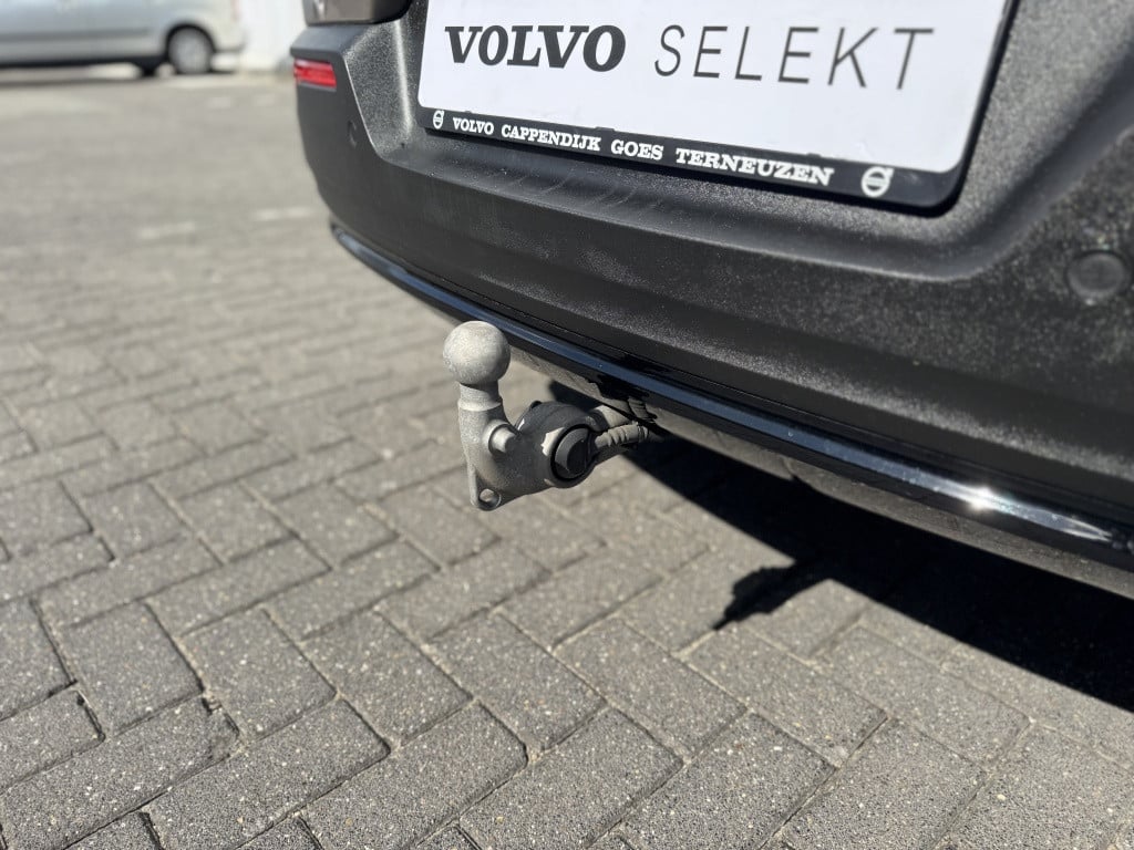 Volvo XC40 extended plus 82 kwh/252pk| adap.cruise| trekhaak| camera