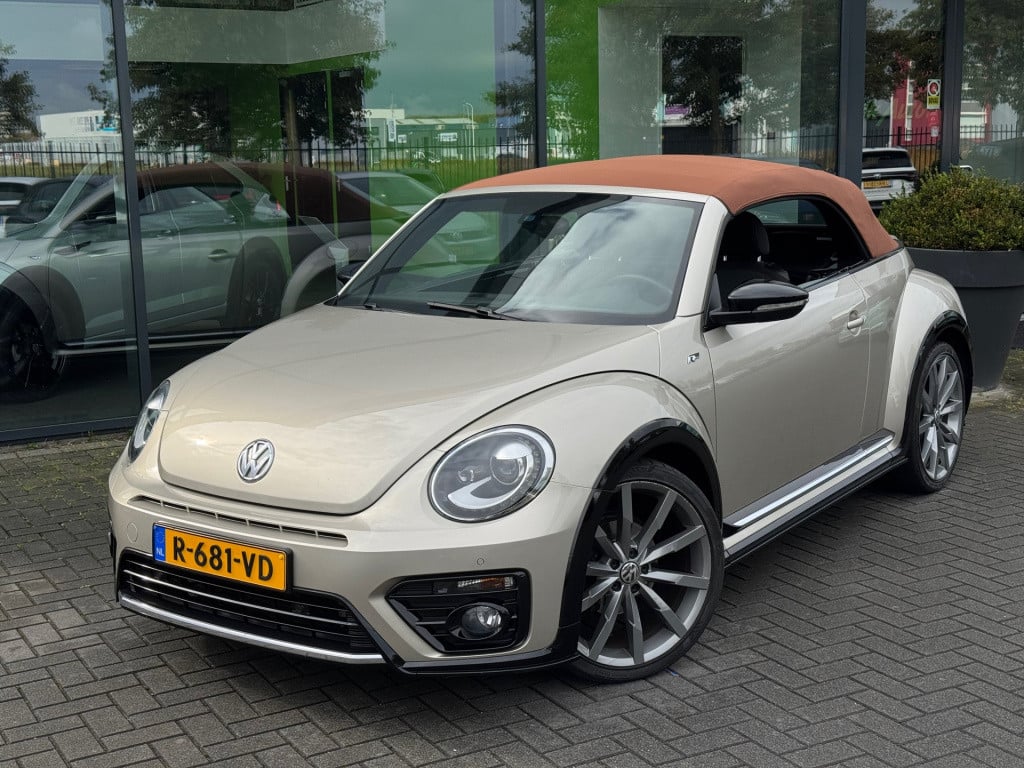 Volkswagen New Beetle cabriolet 2.0 tdi r-line * led * camera * 20 inch