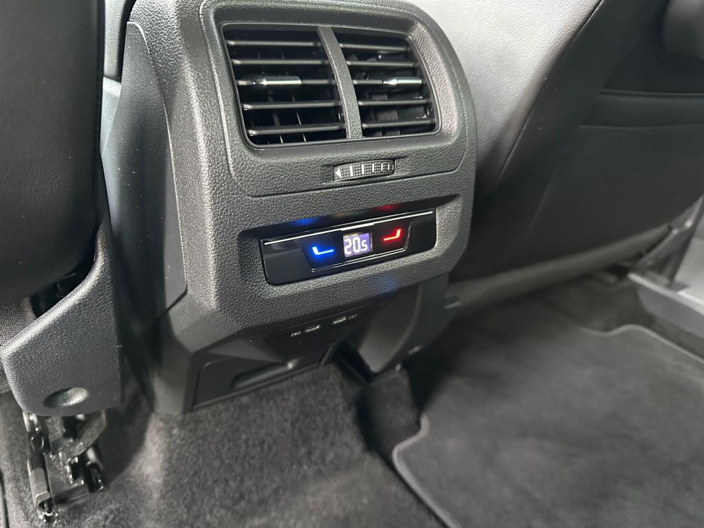 Volkswagen Touran 1.5 tsi 150pk dsg goal 7-persoons | trekhaak | dode hoek 