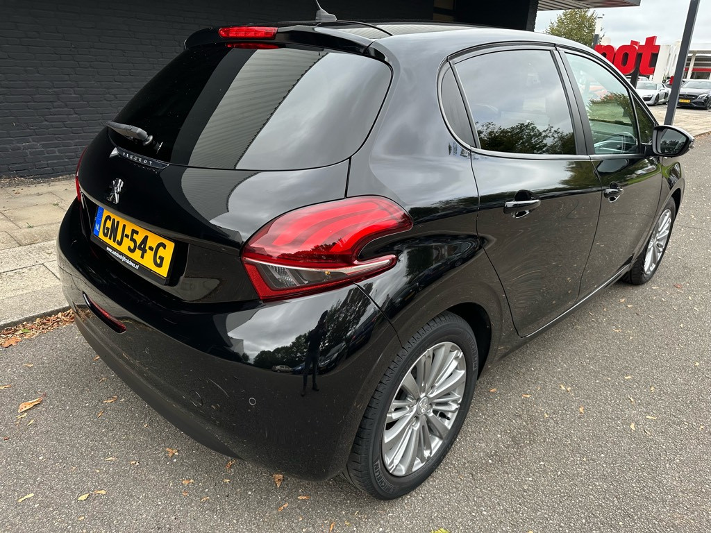 Peugeot 208 1.2 puretech allure