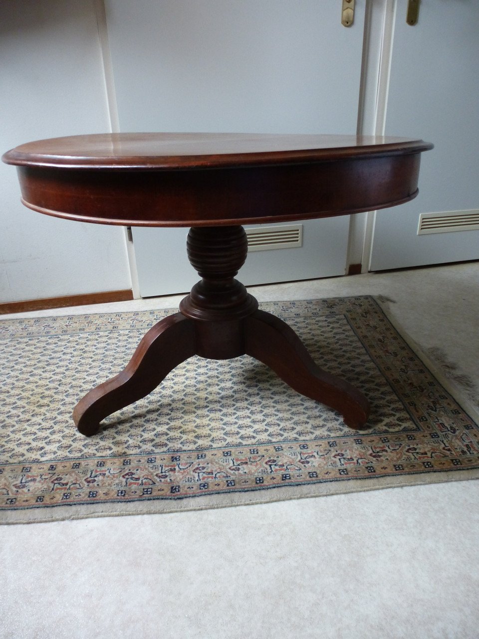 Salontafel ~ tafel ~ sidetable ~ mahonie ~ mahoniehout
