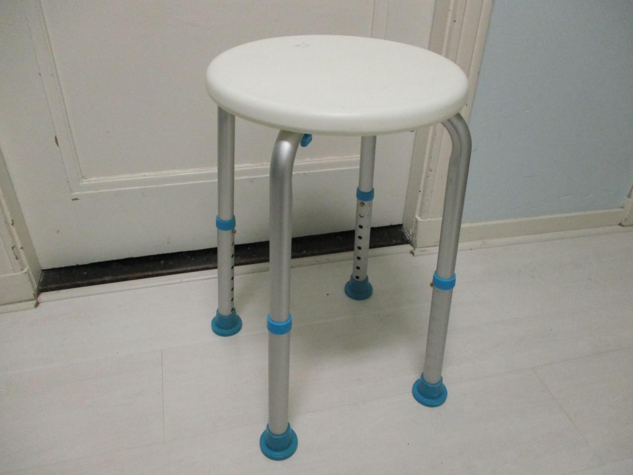 Te koop in hoogte verstelbare douchekruk