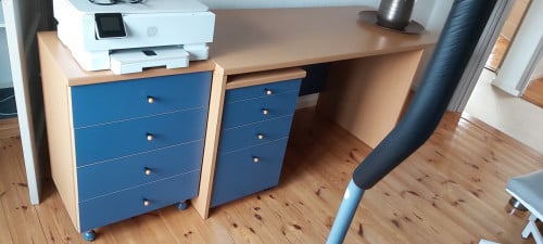 Bureau met trolley en ladeblok