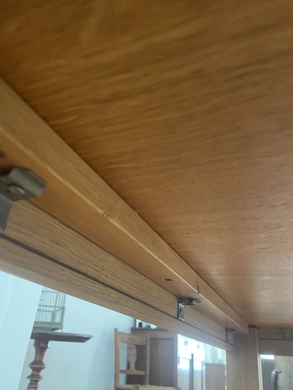 Handige eiken tafel, moet weg