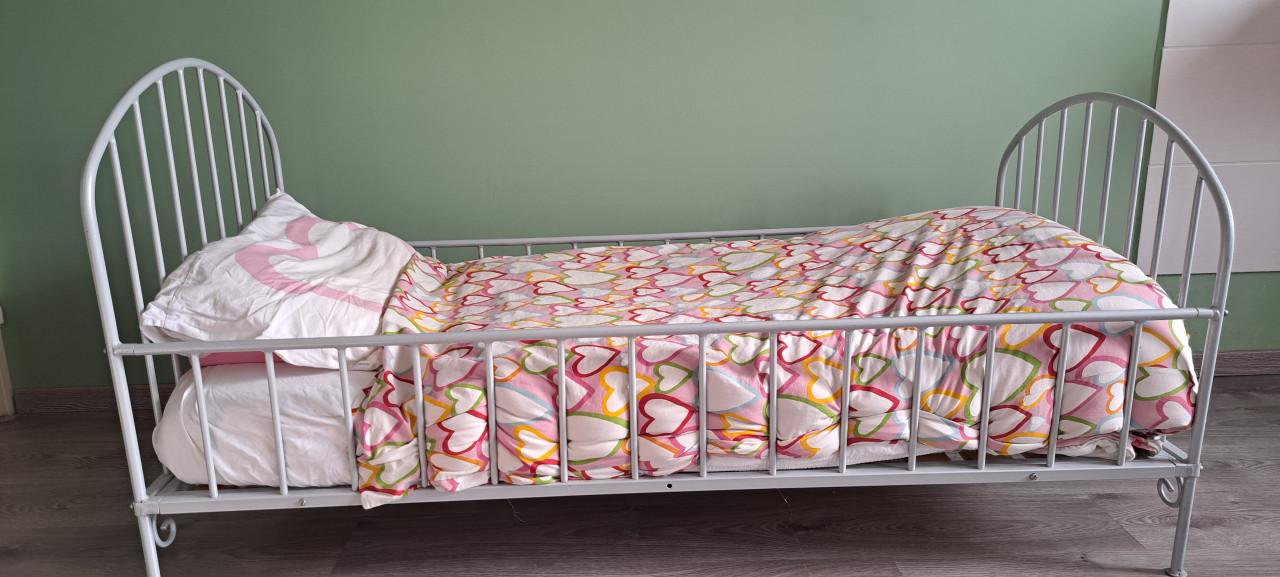 Peuterbed met matras