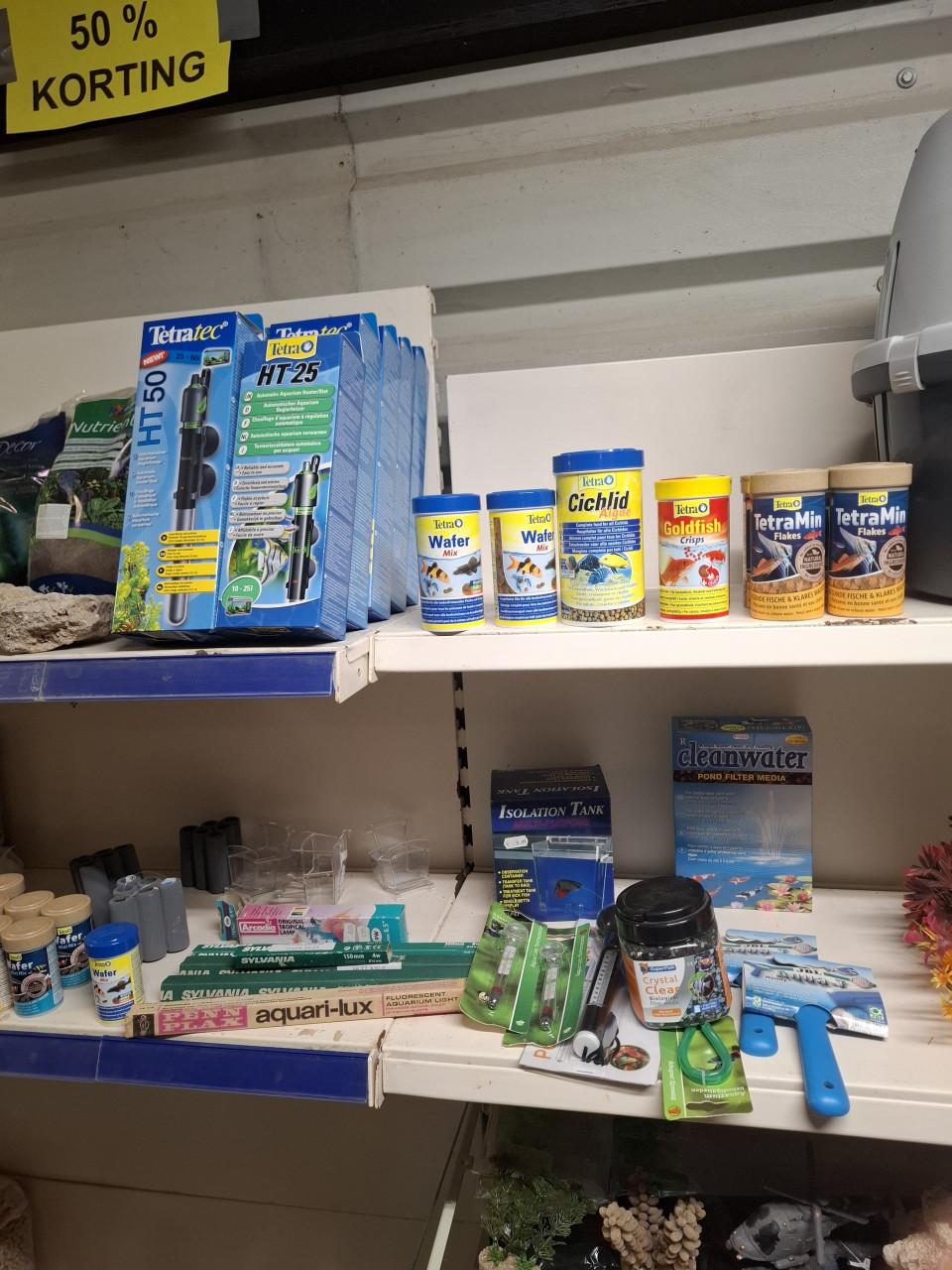 50% korting op allerlei honden/katten/aquarium artikelen