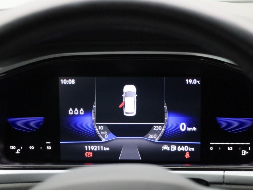Volkswagen T-roc 1.0 tsi life | trekhaak | parkeer sensoren | virtual cockp