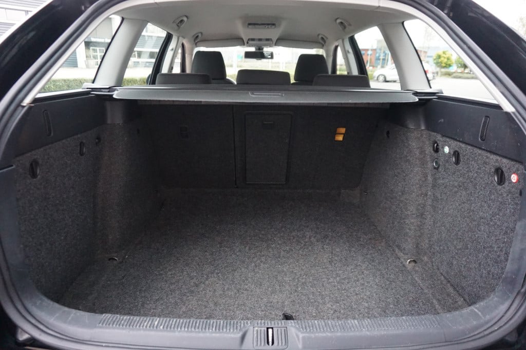 Skoda Octavia combi 1.4 tsi greentech elegance business line airco / navi /