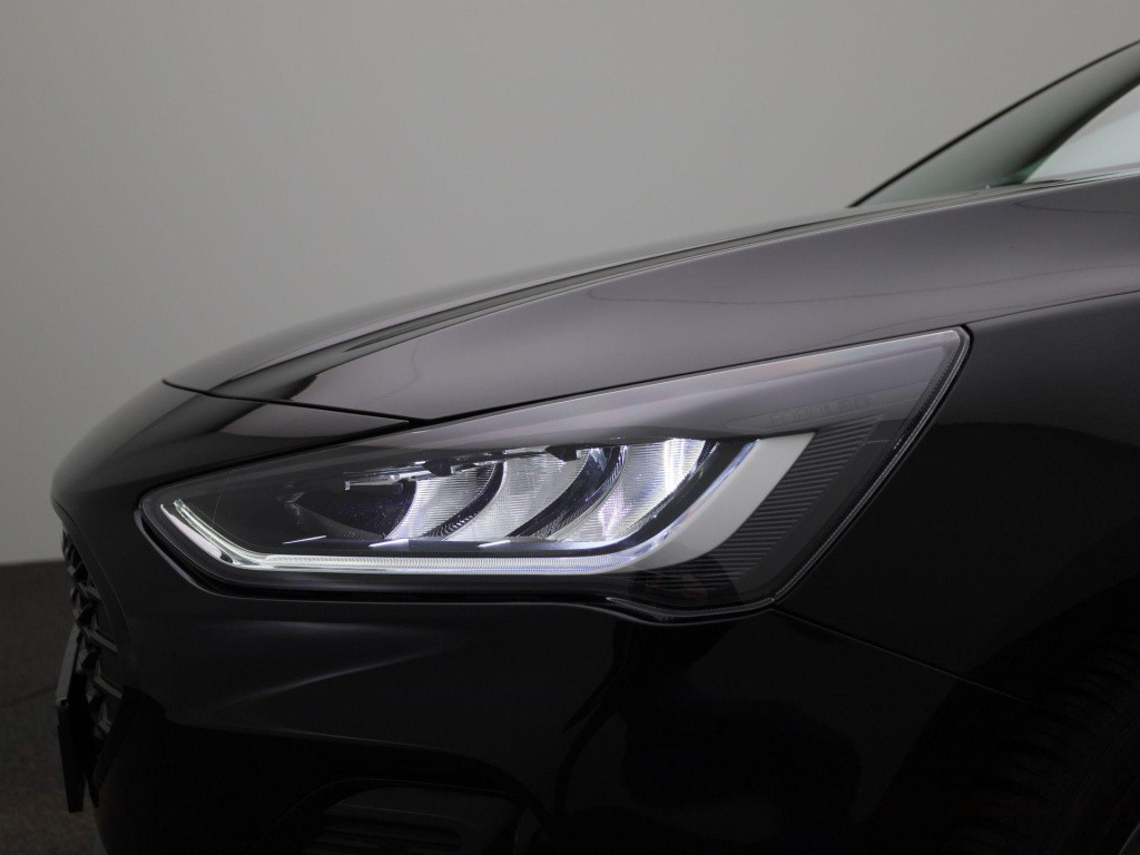 Ford Focus st line | automaat | climate control | cruise control | winterpa