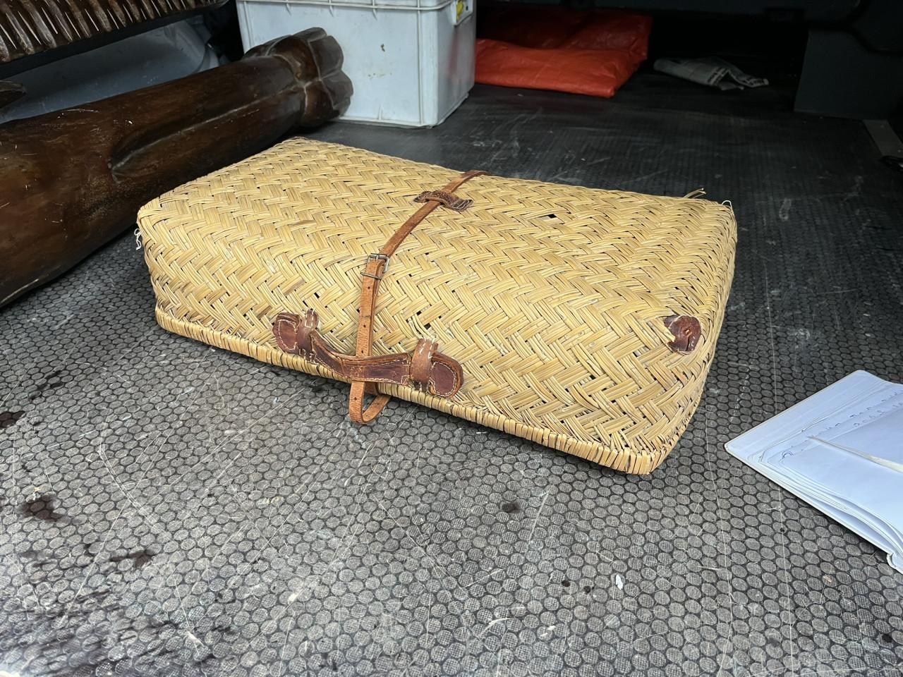 Antiek rieten koffertje