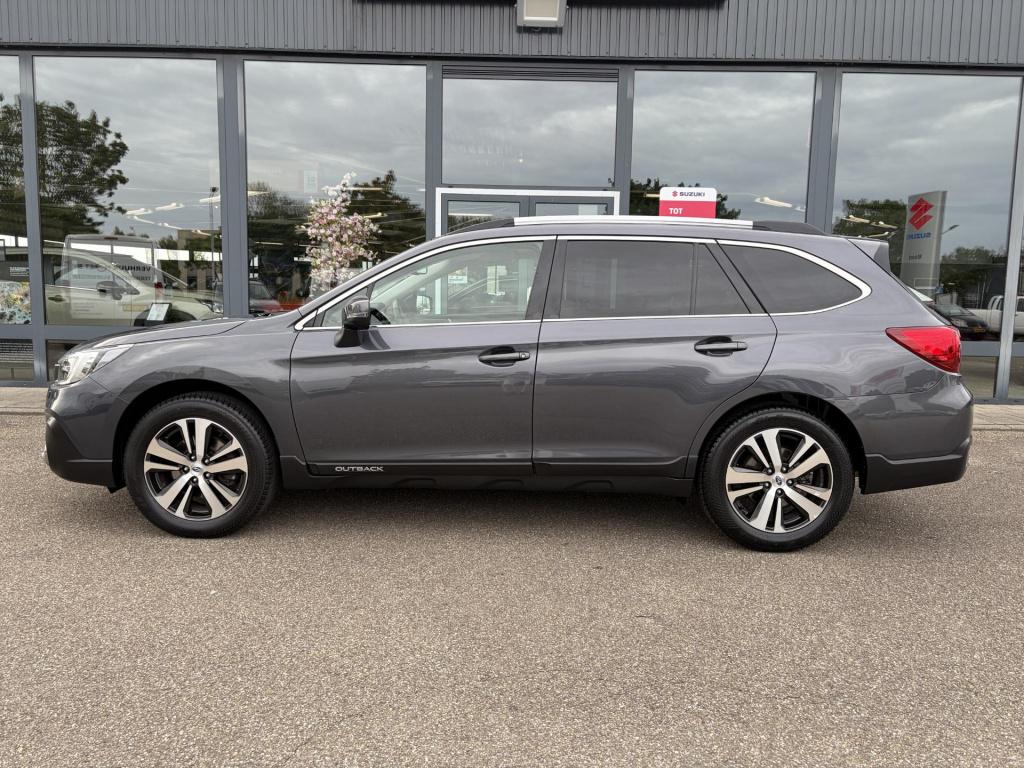 Subaru Outback 2.5i premium mooie en zeer complete staat