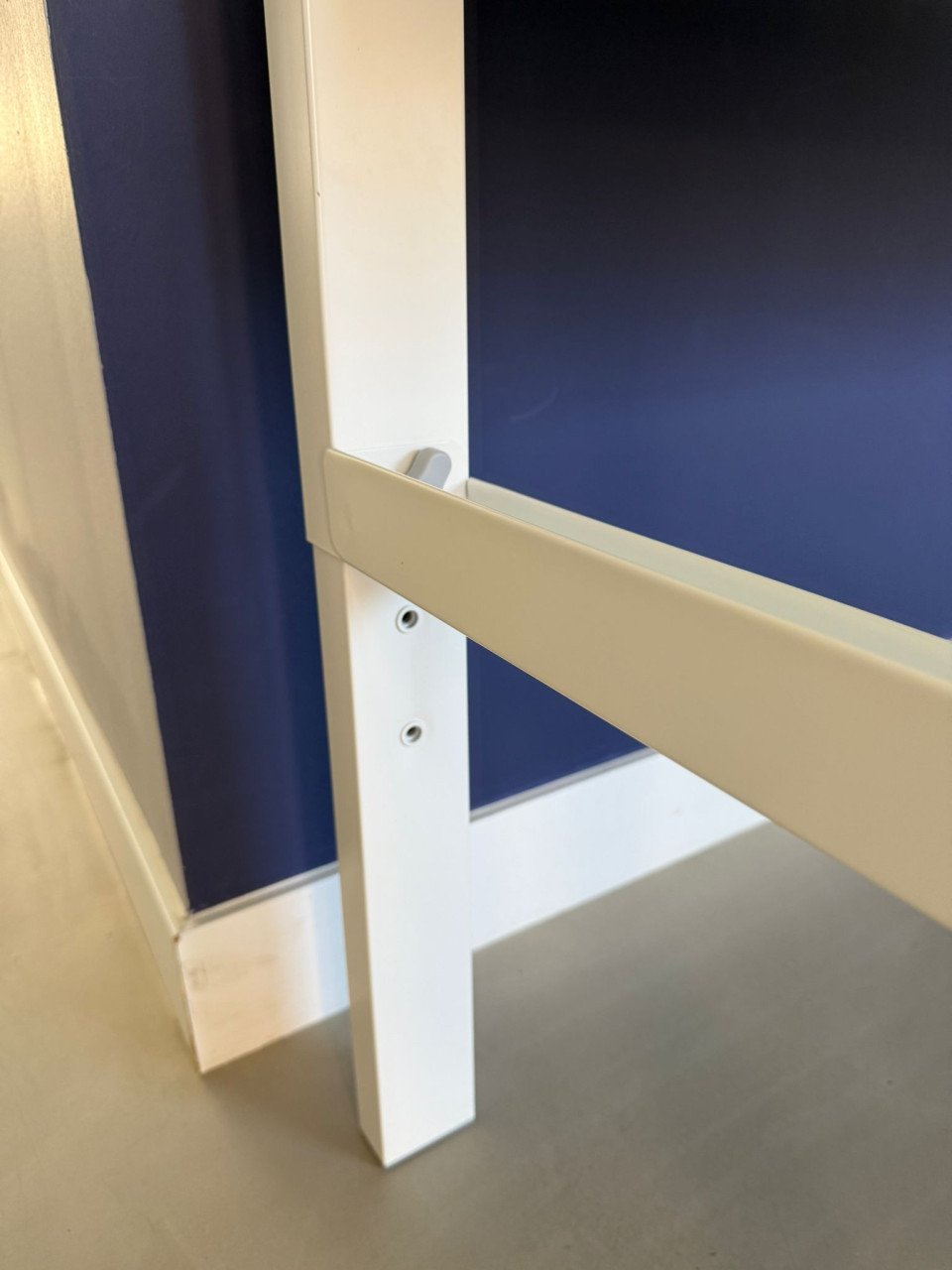 Kinderbureau Ikea wit in hoogte verstelbaar
