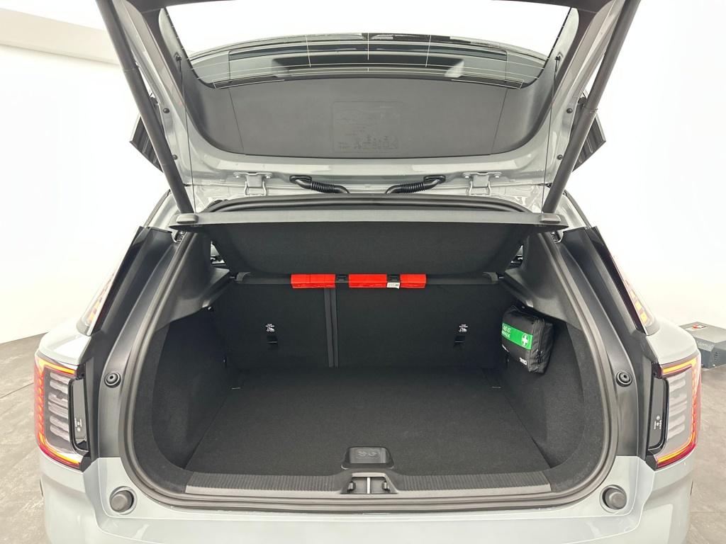 Volvo Ex30 cross country p5 long range plus europa