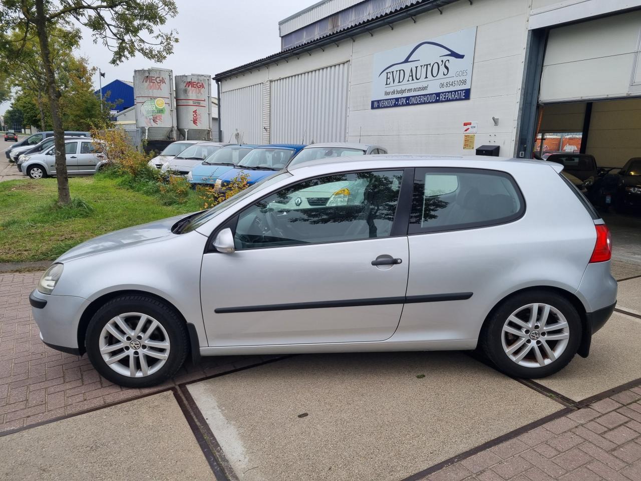 Volkswagen Golf 1.4 Trendline | Airco | Cruise control!