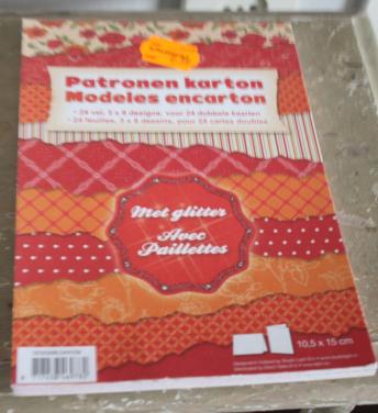 Boekje met patronen karton