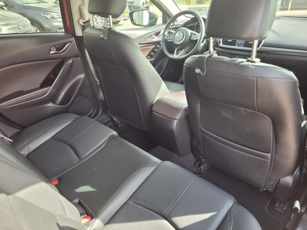 Mazda 3 2.0 skyactiv-g 120 skylease