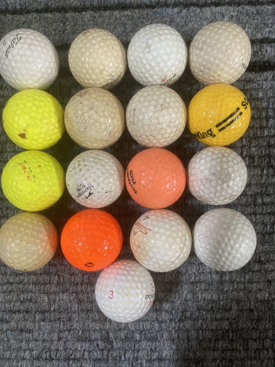 Golfset, golftas Titleist, clubs, golfballen en tees