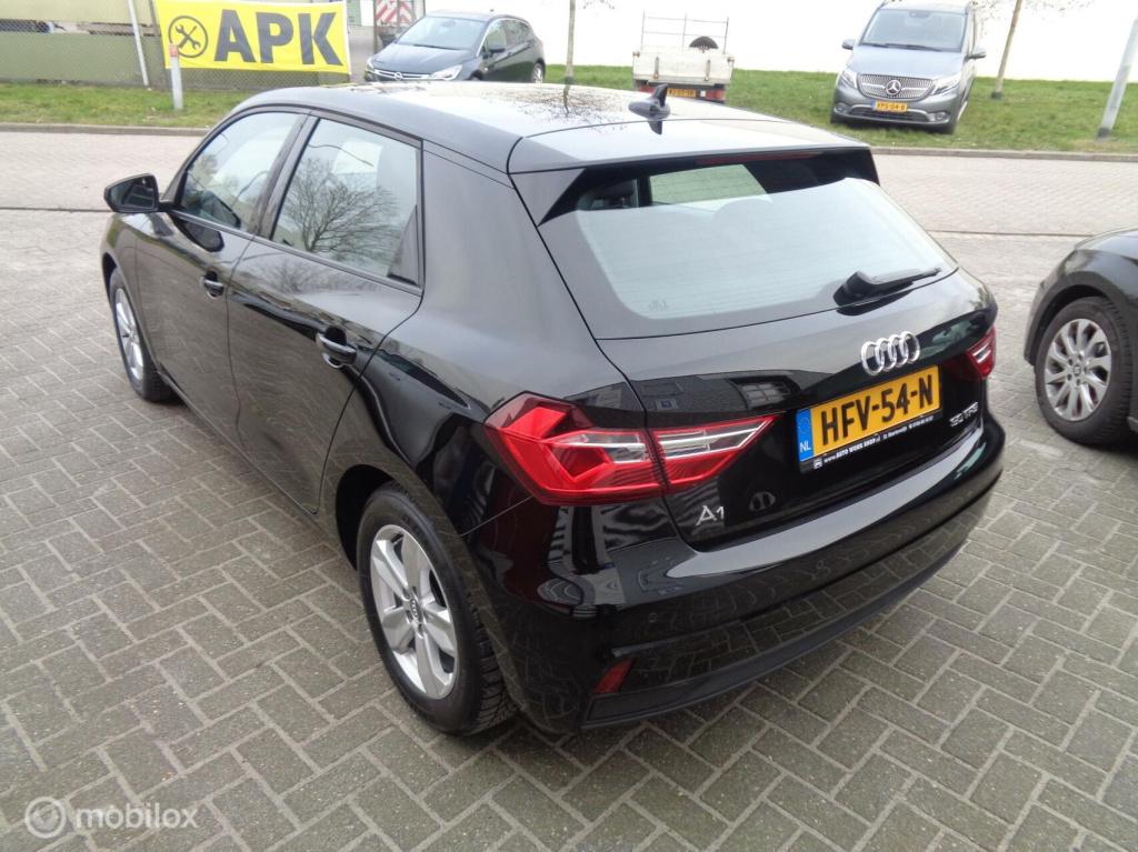Audi A1 Sportback 30 tfsi 115pk automaat/airco/ecc/carplay/lm velgen/pdc
