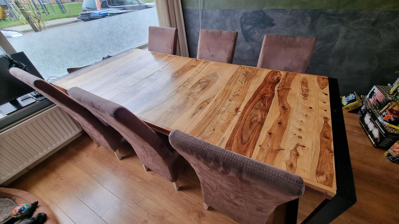 Industruele eettafel + stoelen
