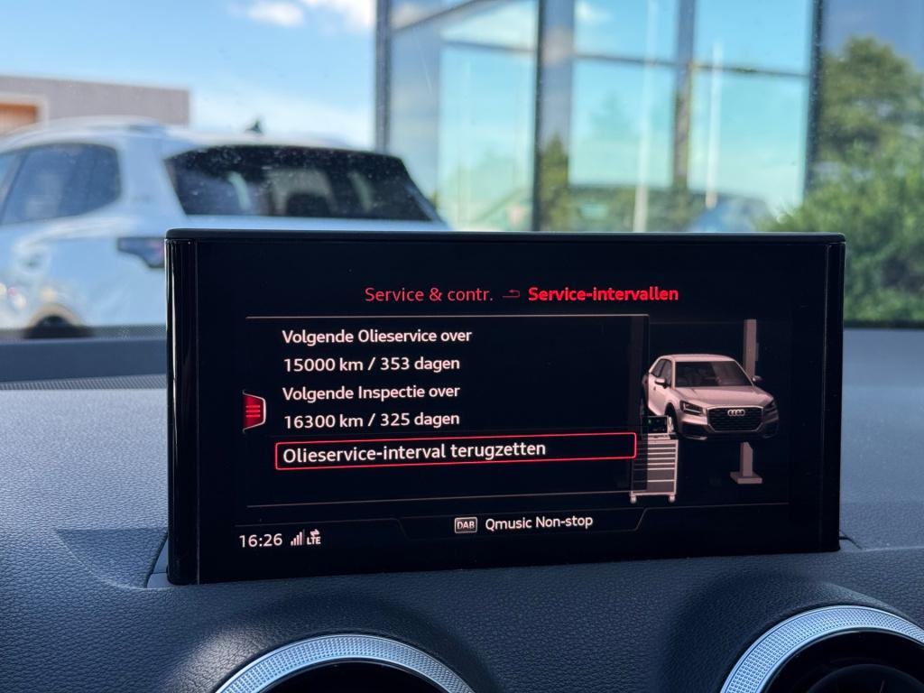 Audi Q2 35 tfsi s-line * keyless * virtual cockpit * stoelverwarming * carp