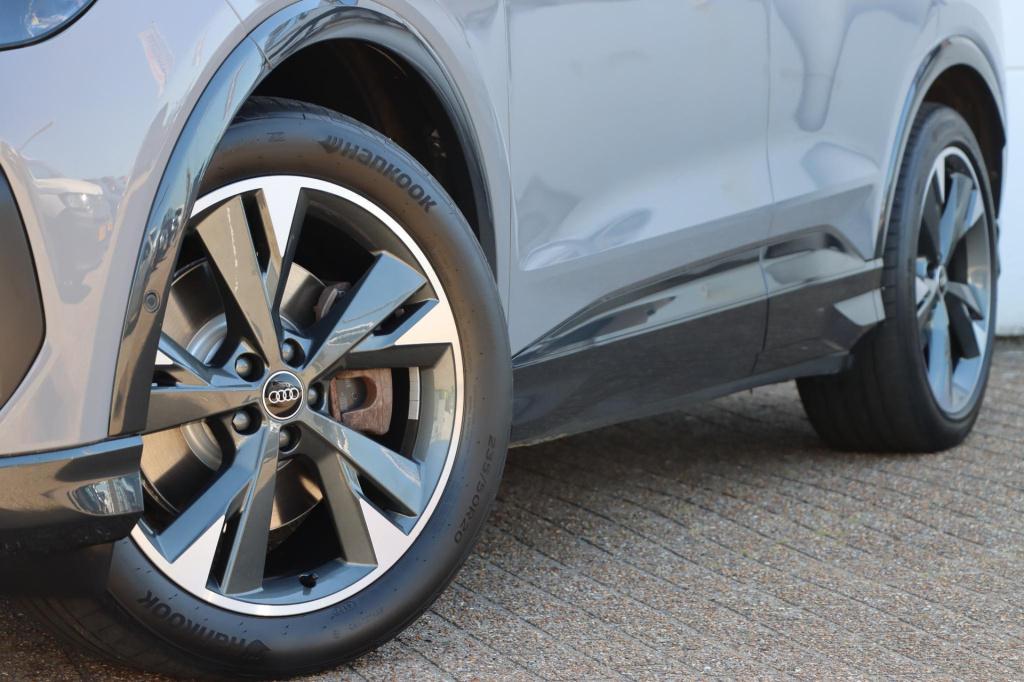 Audi Q4 Sportback E-tron 45 quattro advanced edition 82 kwh | soh 91,3% |