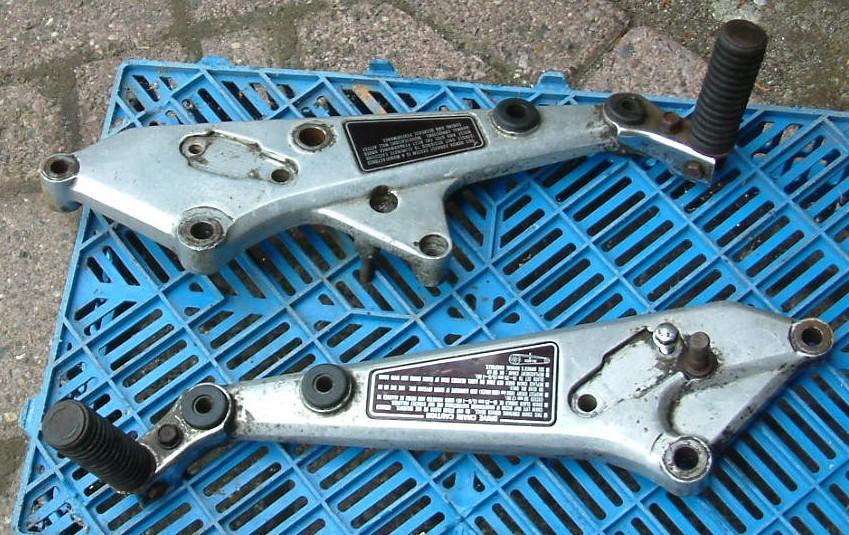 Carburateurs  honda  -zadel - schilden -uitlaat-voorvorken