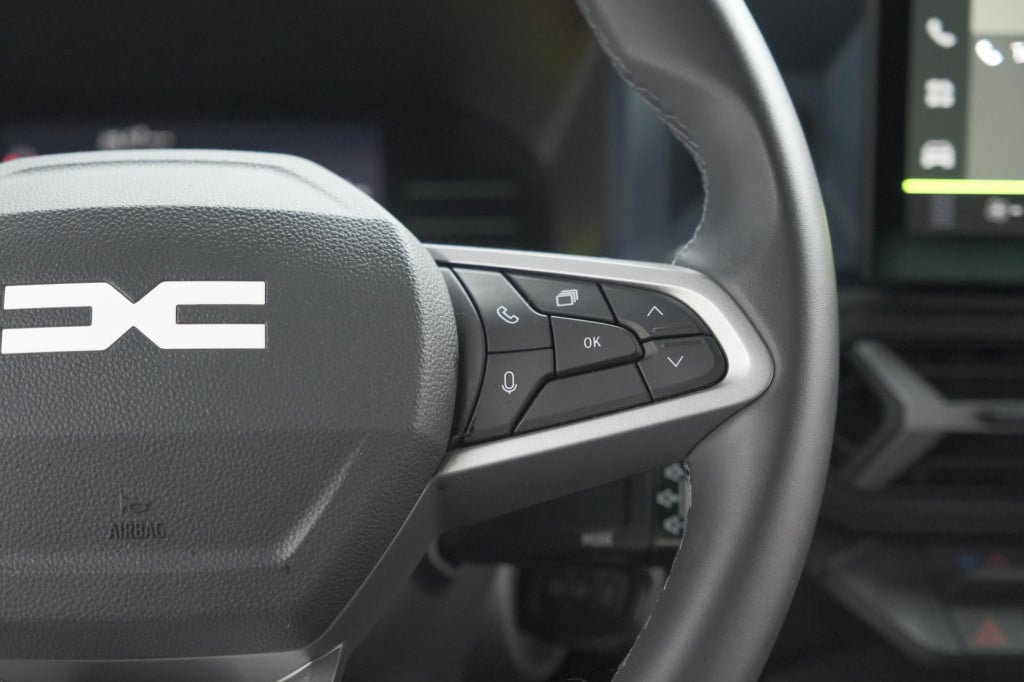 Dacia Duster tce 130 mild hybrid expression | camera | stoelverwarming | ap
