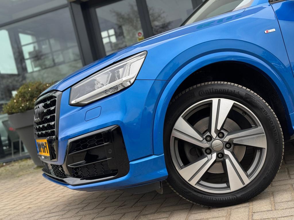 Audi Q2 2.0 tfsi quattro s-line * panoramadak * leder * black pack