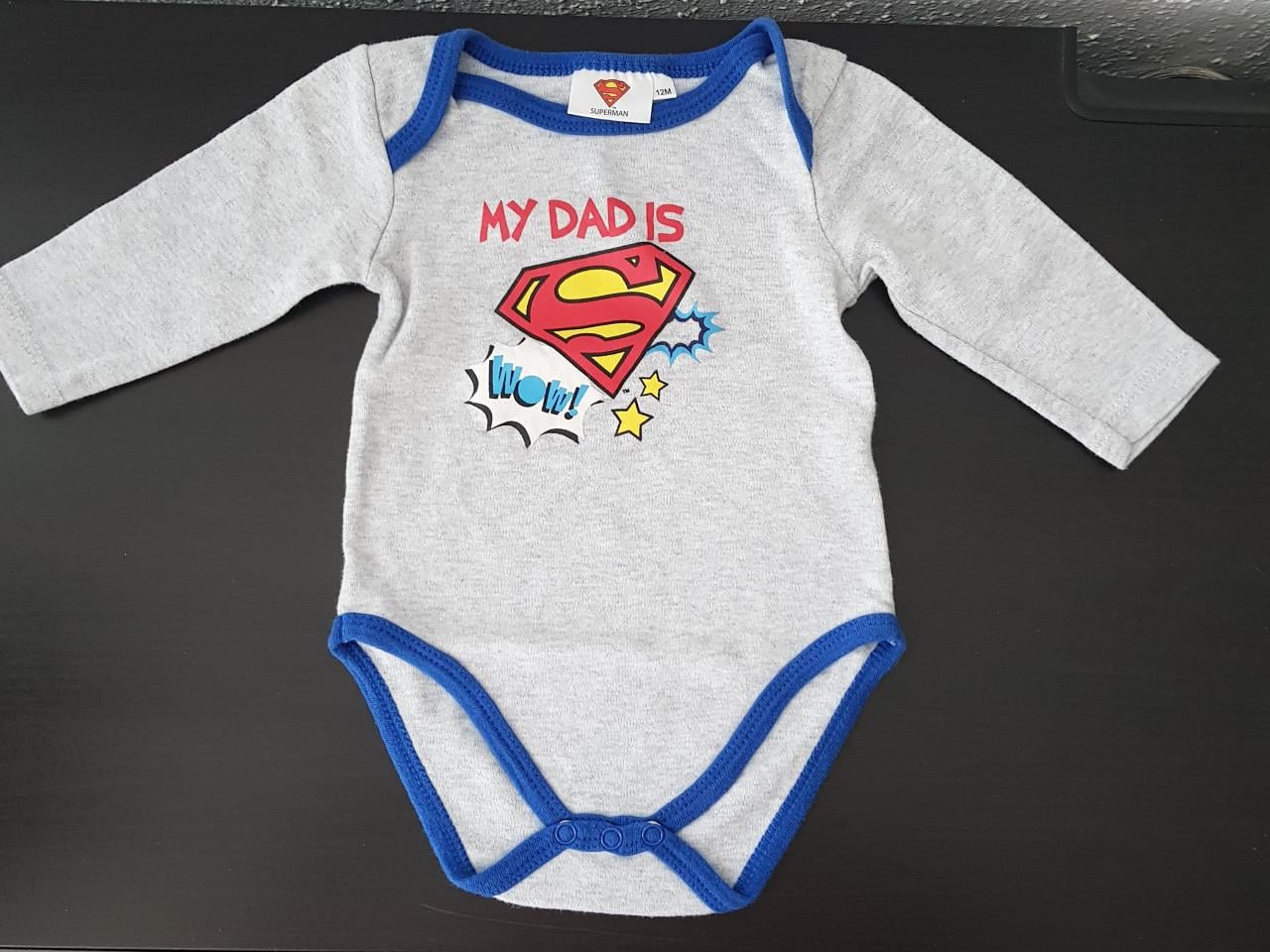 Rompertje merk Superman 1
