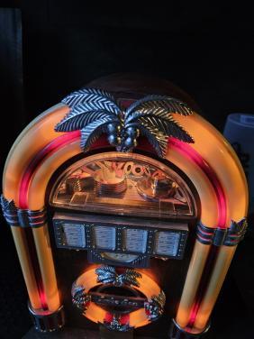 Retro Jukebox Radio met Verlichting - Decoratief en werkend