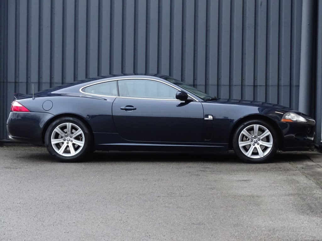 Jaguar Xk 4.2 v8 coupé | youngtimer | memory | stuur-&stoelverwarming