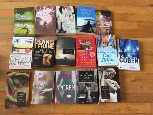 Thrillers o.a. Nicci Gerard,Harlan Coben enz. alles voor € 10