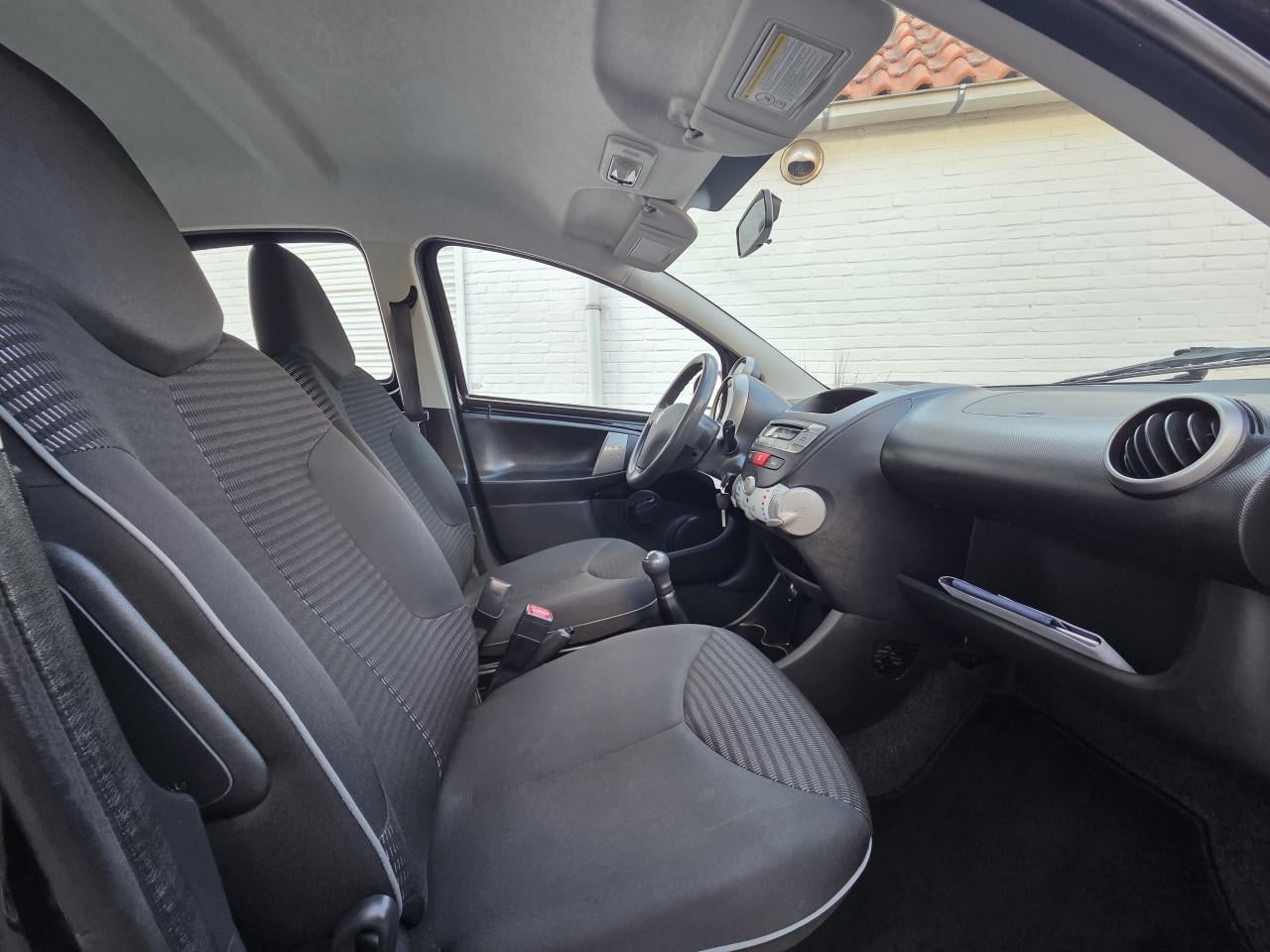 Peugeot 107 | IZGST | Airco | NAP ~ Nieuwe APK | 5-Deurs