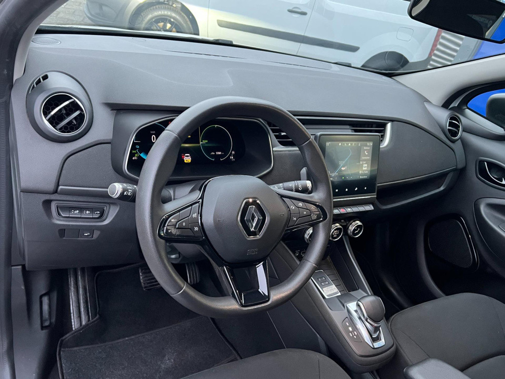 Renault Zoe r110 life carshare 52 kwh, afneembare trekhaak enz..