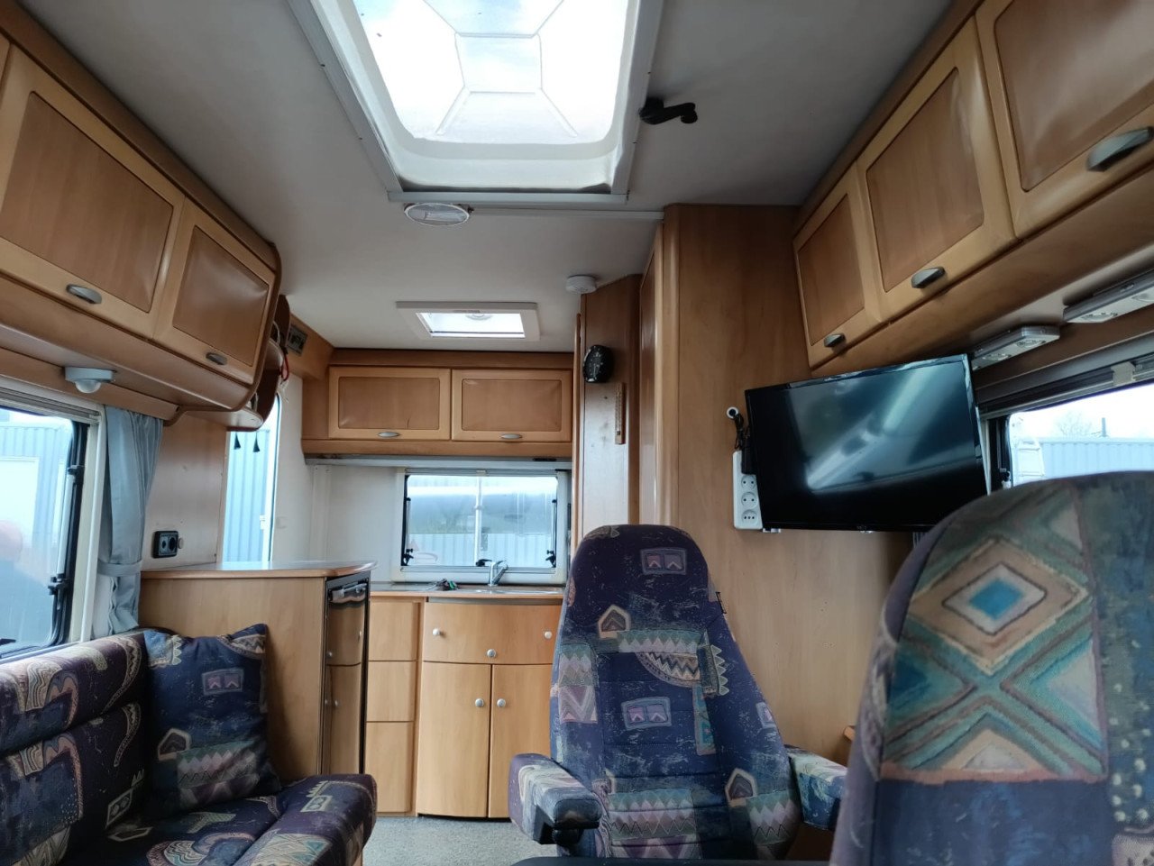 Hymer B 584