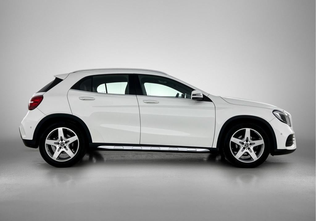 Mercedes-Benz Gla-klasse 180 business solution amg | achteruitrijcamera | t