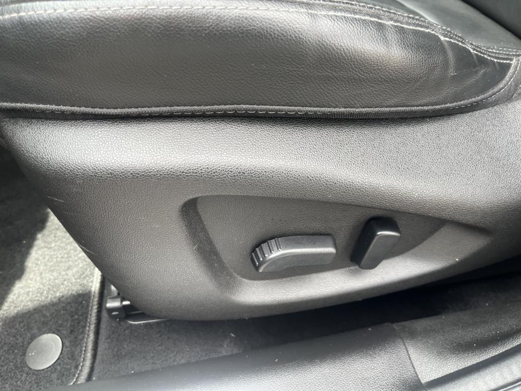 Renault Kadjar 1.2 tce bose navi carplay stoelverw