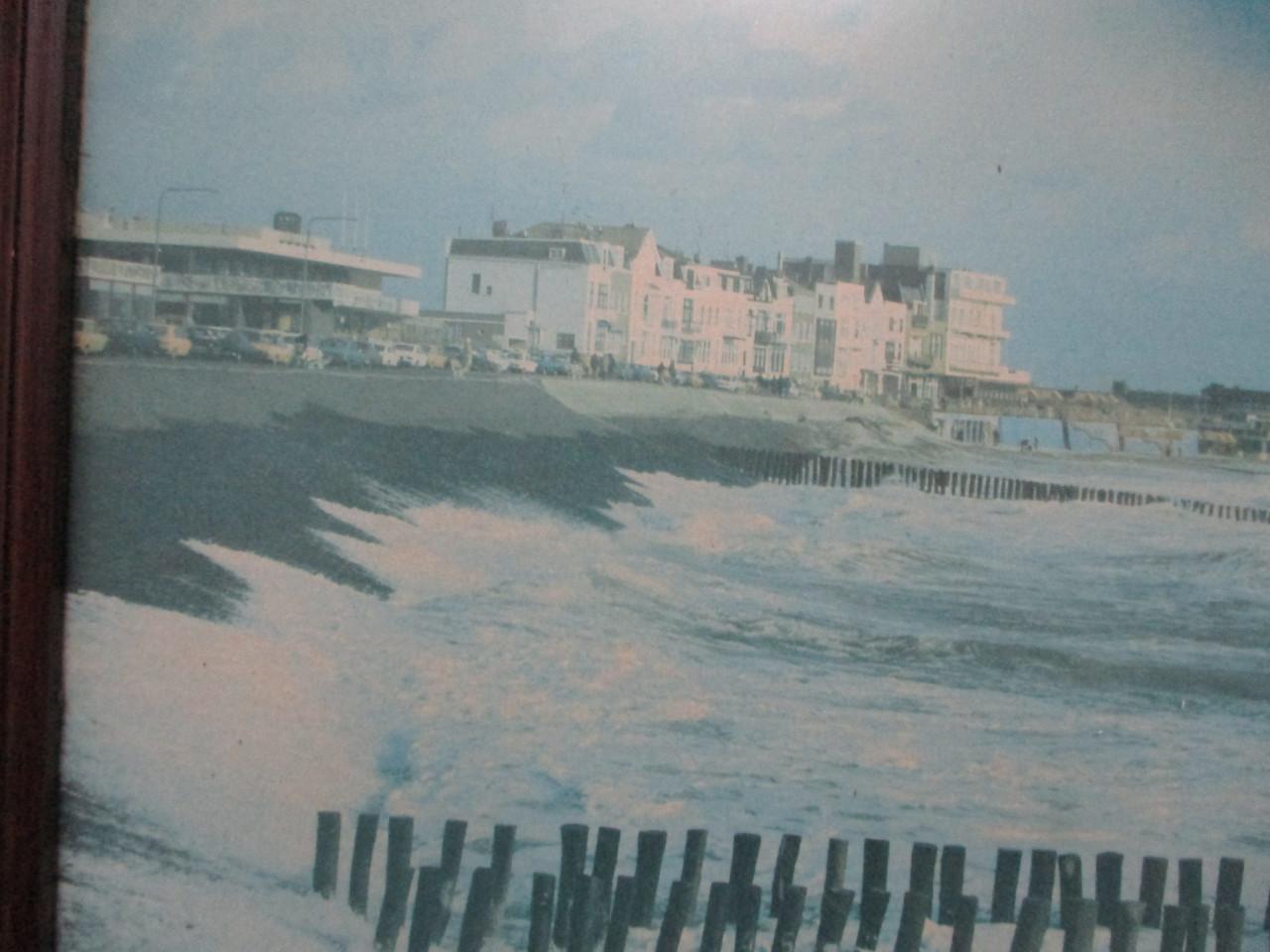 Lijst  met afbeelding boulevard vlissingen hard cover 50 br cm bij 37 h cm