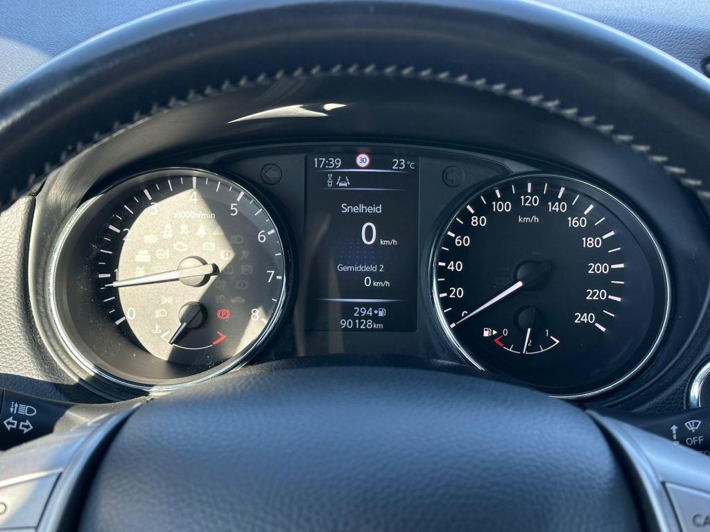 Nissan Qashqai 1.2 connect edition