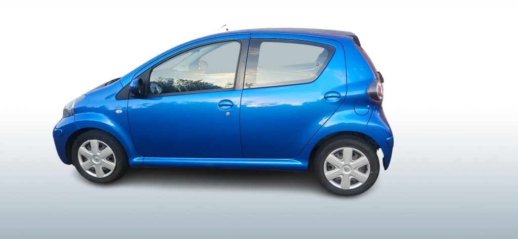 Toyota Aygo 1.0-12v comfort 5drs 2011 / nl auto / nap