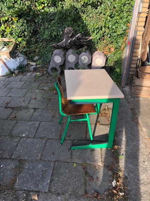 Schooltafel met stoeltje