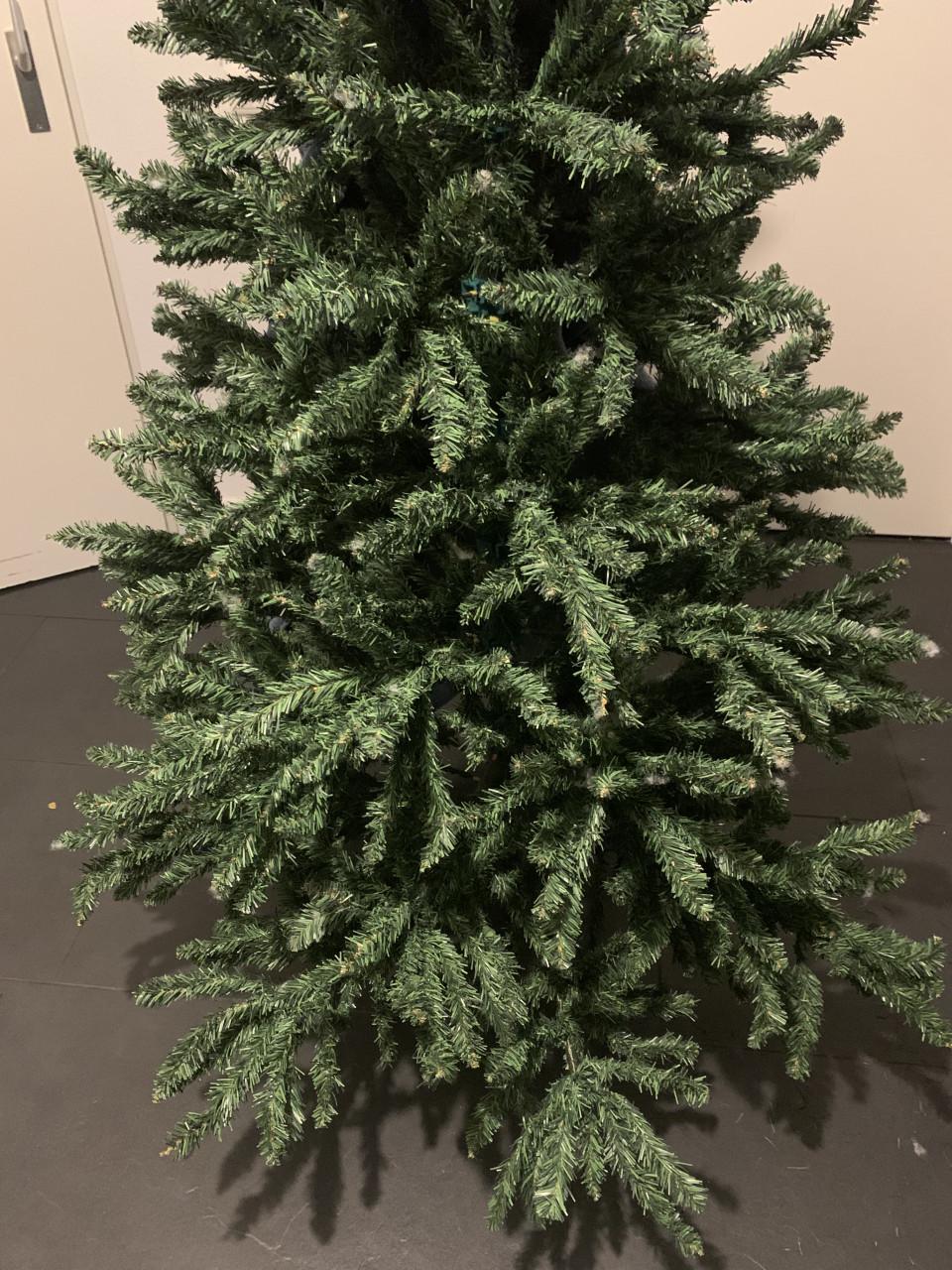 Kerstboom vol. 1.80 hoog