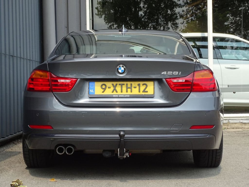 BMW 4 Serie coupé 428i high executive