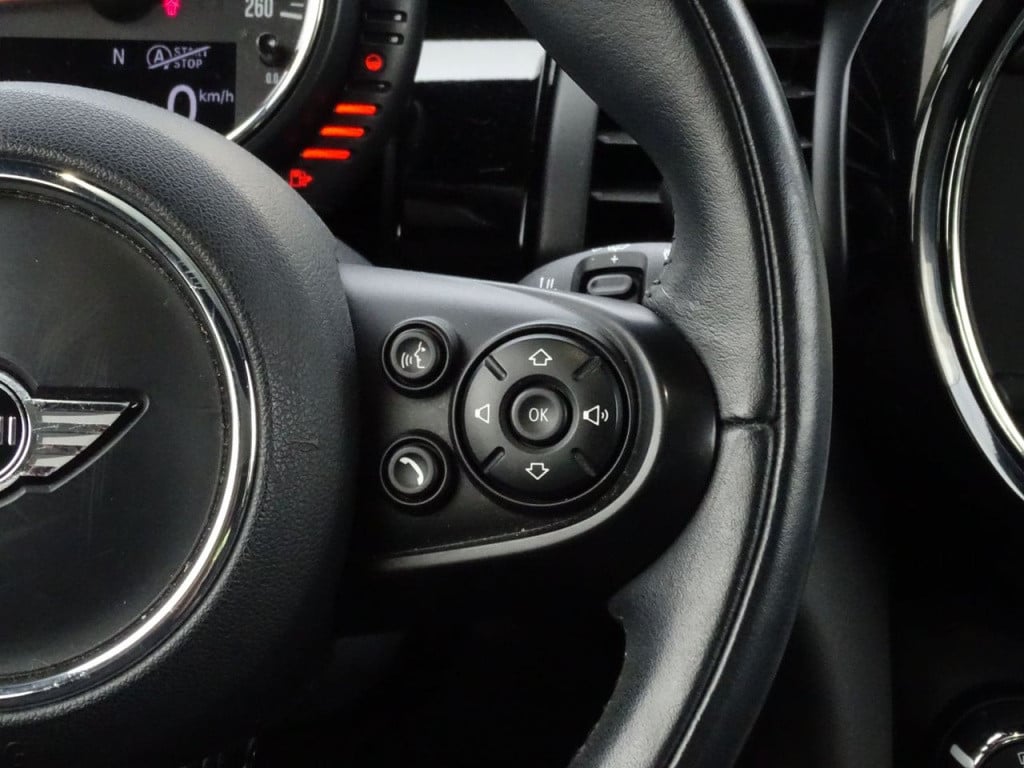 Mini One mini 1.2 business | pano | navi | bluetooth
