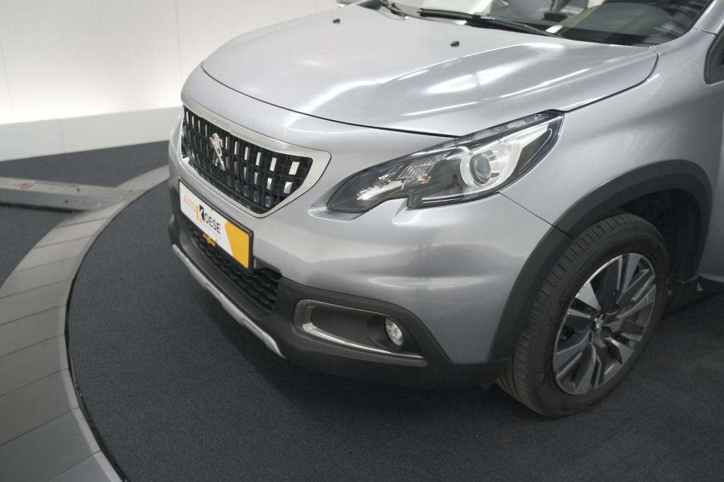 Peugeot 2008 puretech 110 allure | panoramadak | apple carplay | navigatie 