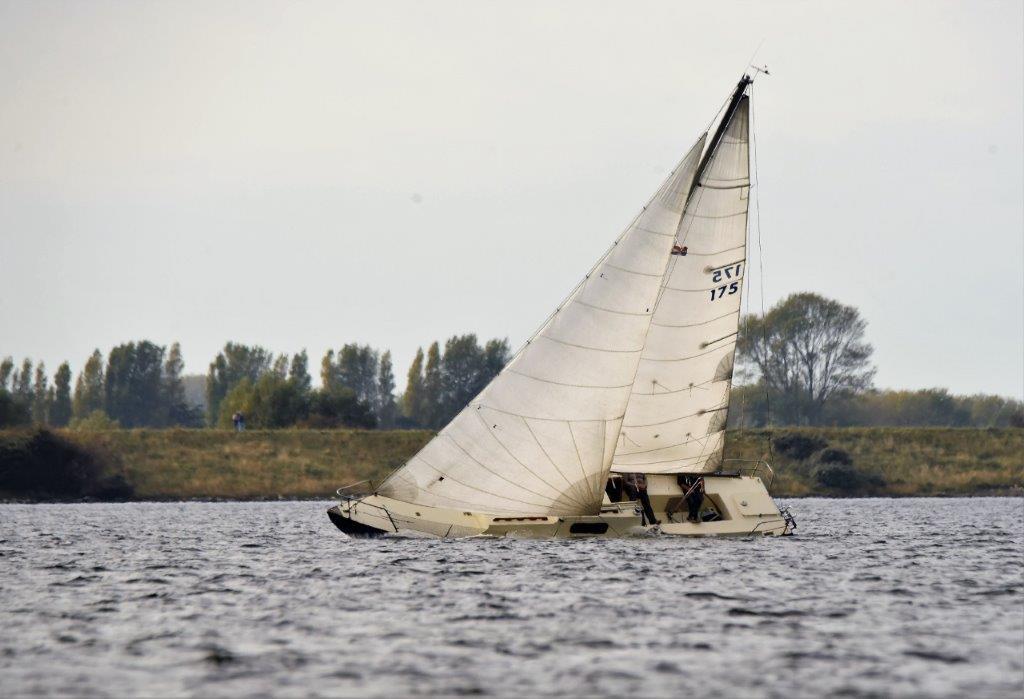 Zeilboot  polyester