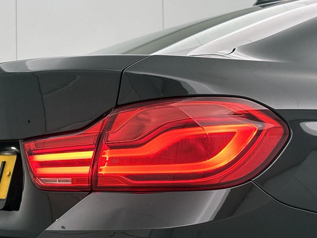 BMW 4 Serie gran coupé 420i executive | automaat | navigatie | climate cont